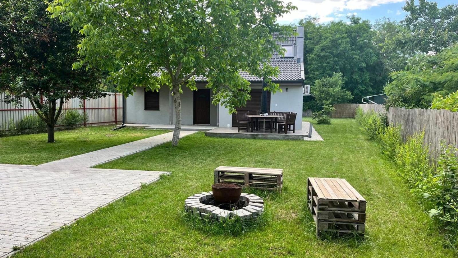 Villa Habitat Of Dreams à Makó Extérieur photo
