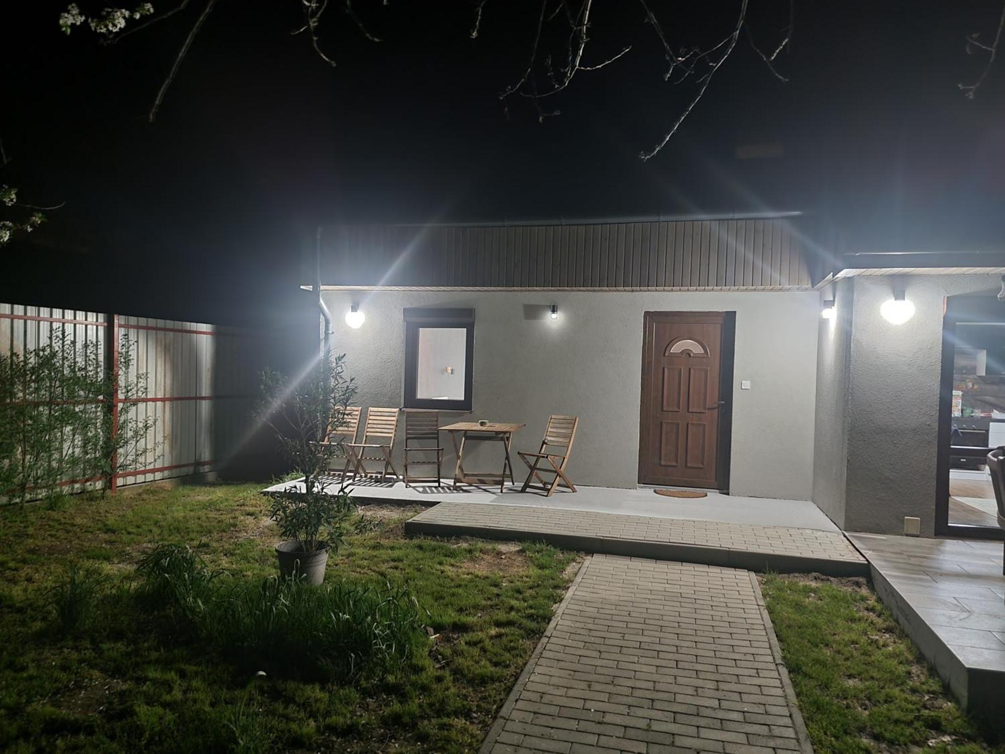 Villa Habitat Of Dreams à Makó Extérieur photo